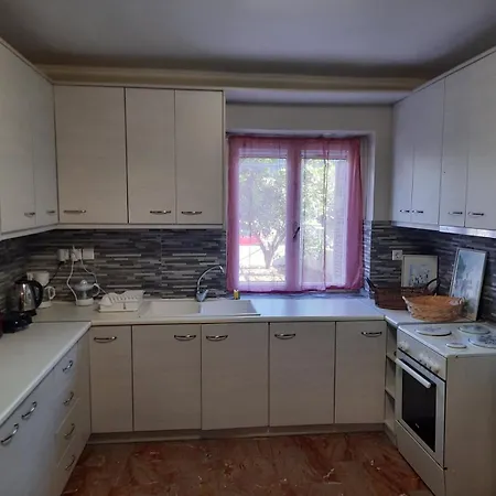 Holiday home Et In Arkadia Ego Leonidio