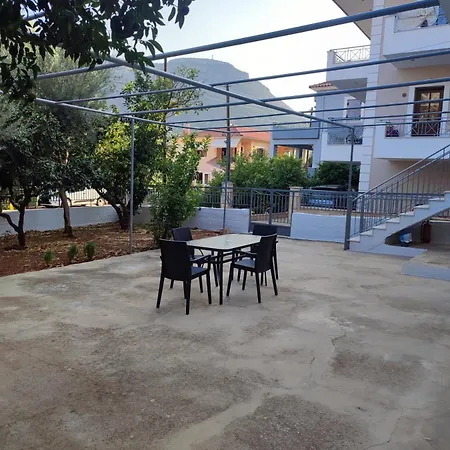 Et In Arkadia Ego Holiday home Leonidio