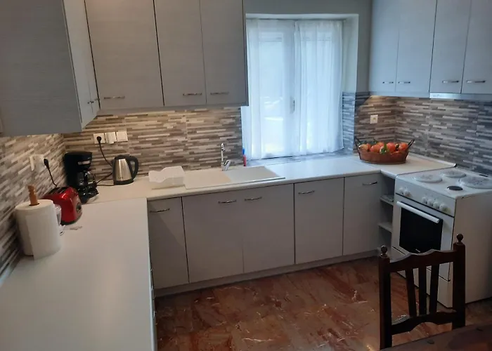 Et In Arkadia Ego * Leonídion